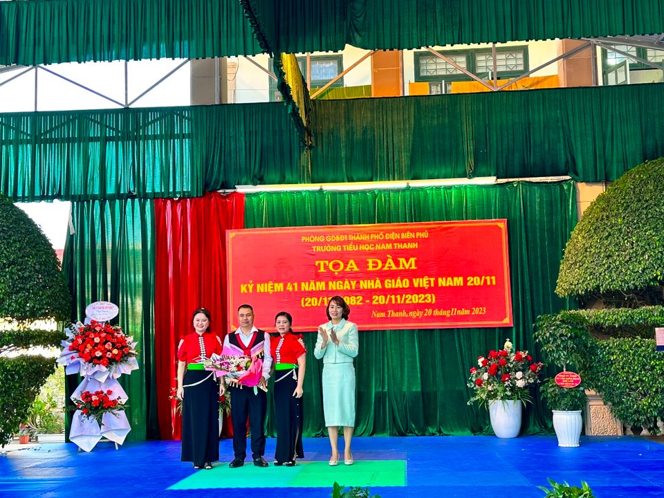 TRƯỜNG TIỂU HỌC NAM THANH TỔ CHỨC TỌA ĐÀM KỈ NIỆM 41 NĂM NGÀY NHÀ GIÁO VIỆT NAM (20/11/1982 – 20/11/2023).