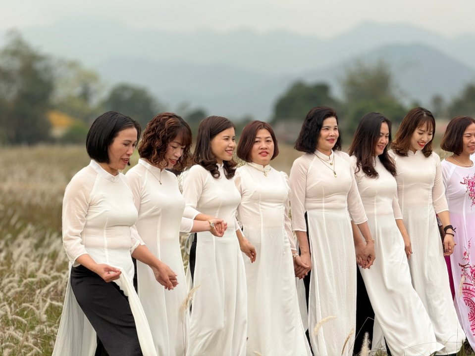 TRƯỜNG TIỂU HỌC SỐ 1 XÃ THANH XƯƠNG HƯỞNG ỨNG “TUẦN LỄ ÁO DÀI”