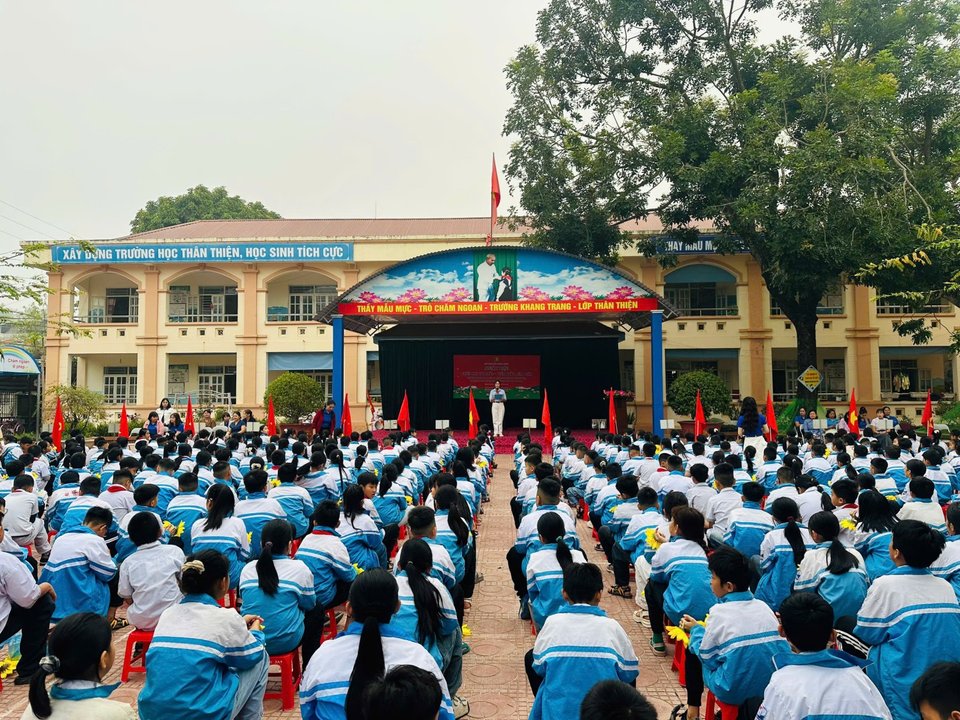 SÔI NỔI NGÀY HỘI “THIẾU NHI VUI KHOE – TIẾN BƯỚC LÊN ĐOÀN