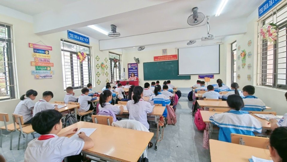 Ảnh tư liệu của nhà trường: TRƯỜNG TIỂU HỌC NOONG BUA TỔ CHỨC KHẢO SÁT CHẤT LƯỢNG CÁC MÔN HỌC NĂM HỌC 2024 - 2025