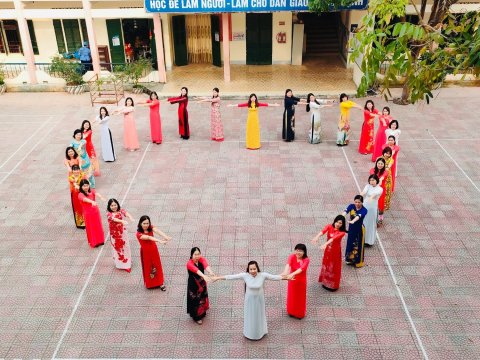 Ảnh Kỉ niệm ngày 8/3 – 31