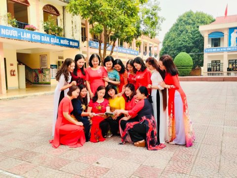 Ảnh Kỉ niệm ngày 8/3 – 32