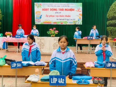 Ảnh EM TỰ PHỤC VỤ BẢN THÂN – 2