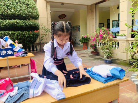 Ảnh EM TỰ PHỤC VỤ BẢN THÂN – 10
