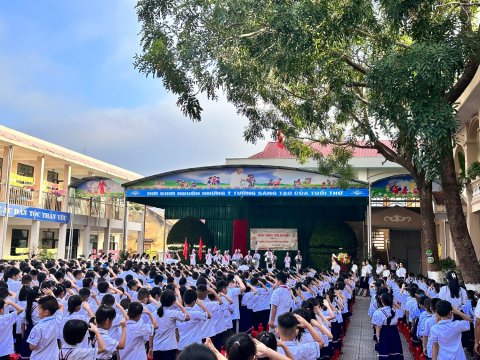 Ảnh Phòng CSGT Thành phố tuyên truyền cho học sinh luật ATGT – 21