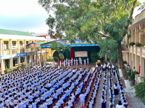 Ảnh Phòng CSGT Thành phố tuyên truyền cho học sinh luật ATGT – 24