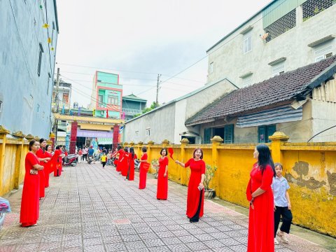 Ảnh Trường Tiểu học Nam Thanh TP Điện Biên Phủ tổ chức Ngày hội chào đón các em học sinh lớp 1 năm học 2024-2025 – 21
