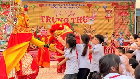 Ảnh TRƯỜNG TIỂU HỌC NOONG BUA TỔ CHỨC VUI TẾT TRUNG THU 2025 CHO HỌC SINH – 5