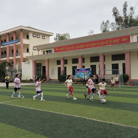 Ảnh TRƯỜNG TIỂU HỌC NOONG BUA TỔ CHỨC THÀNH CÔNG GIẢI BÓNG ĐÁ HỌC SINH LẦN THỨ II, NĂM HỌC 2025 - 2026 – 2