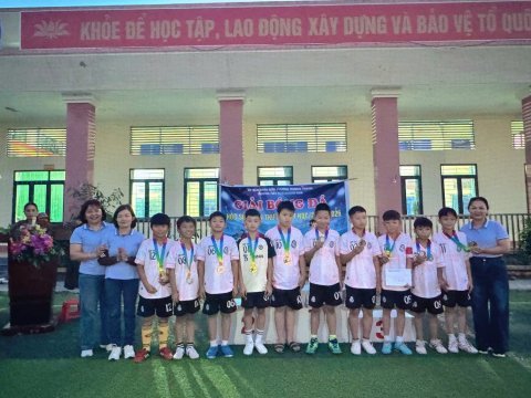 Ảnh TRƯỜNG TIỂU HỌC NOONG BUA TỔ CHỨC THÀNH CÔNG GIẢI BÓNG ĐÁ HỌC SINH LẦN THỨ II, NĂM HỌC 2025 - 2026 – 21