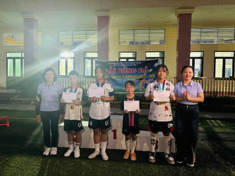 Ảnh TRƯỜNG TIỂU HỌC NOONG BUA TỔ CHỨC THÀNH CÔNG GIẢI BÓNG ĐÁ HỌC SINH LẦN THỨ II, NĂM HỌC 2025 - 2026 – 23